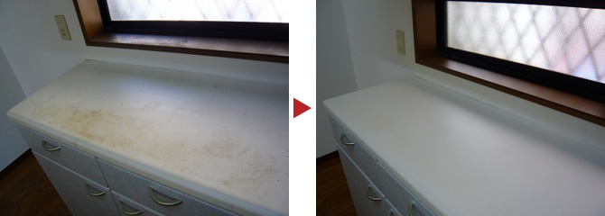 キッチン収納天板の油汚れクリーニング例