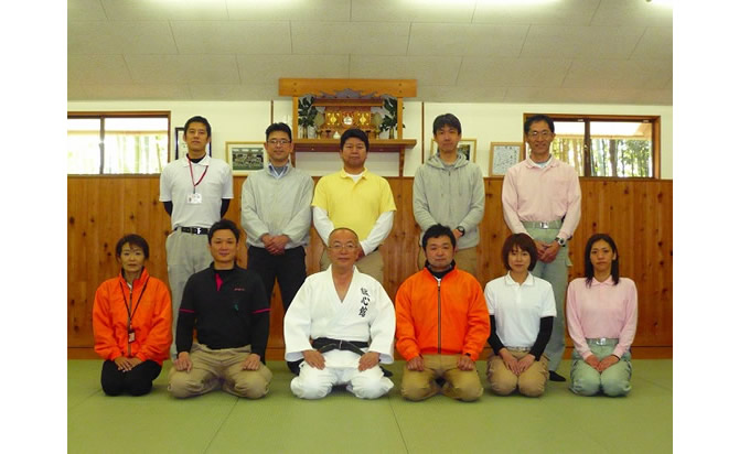 春日部八幡神社でボランティア清掃